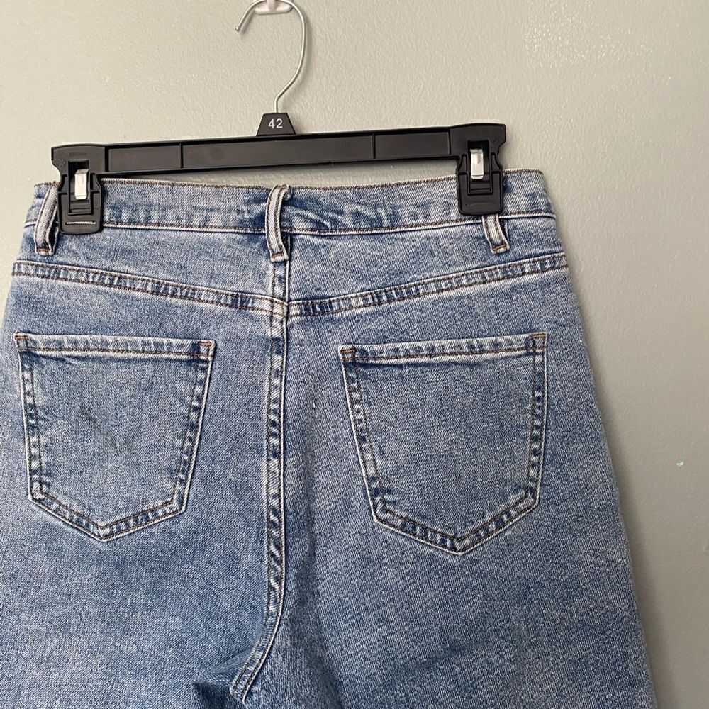 AKIRA Bermuda Jean Cut-off Shorts size M - Picture 5 of 8